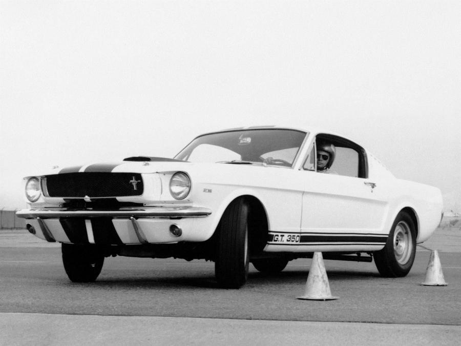  Shelby GT350 Fastback 1965 года  (фото 46 из 80)